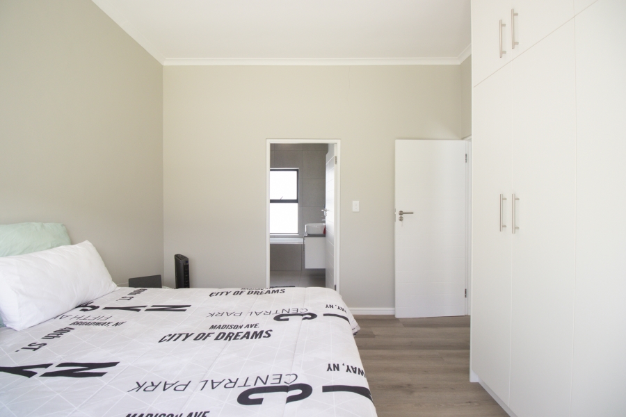 3 Bedroom Property for Sale in Aan de Wijnlanden Western Cape